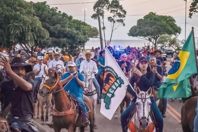 notícia: Cavalgada e cortejo cultural marcam a abertura da 52ª Expofeira no Amapá