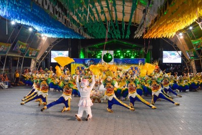 notícia: Luar do Sertão levou título de melhor quadrilha do Amapá no 14º Arraiá no Meio do Mundo