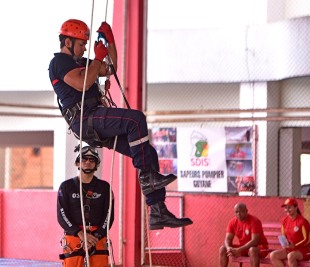 notícia: Governo do Amapá convoca mais candidatos para avaliação física do concurso para o Corpo de Bombeiros