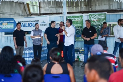 notícia: Governador Clécio Luís comanda ação humanitária com entrega de alimentos, água potável e início do programa de energia solar no Bailique