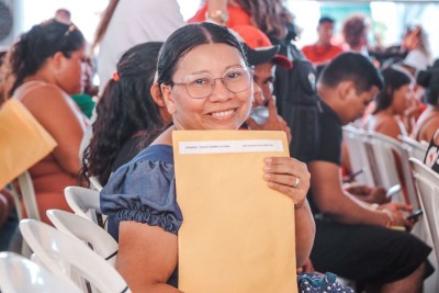 notícia: ‘É um sonho realizado!’, comemora beneficiária do aluguel social ao receber casa no Conjunto Miracema, em Macapá 