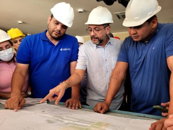 notícia: Governador Clécio Luís e equipe técnica visitam obras do Complexo Hospitalar de Santana