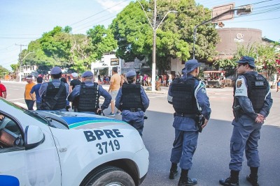 notícia: Com mais de 600 agentes e sem ocorrências graves, Governo do Amapá garante segurança na passagem do bloco A Banda