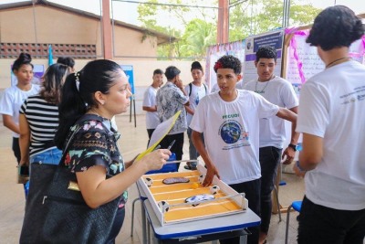 notícia: Alunos da Escola Estadual Esther Virgolino realizam mostra científica sobre ecologia e cultura digital