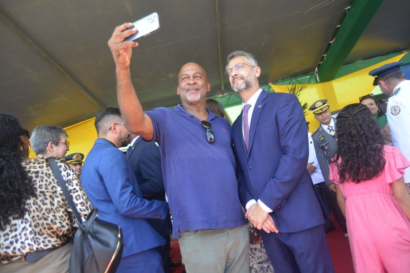 Governador Clécio Luís, em  momento selfie