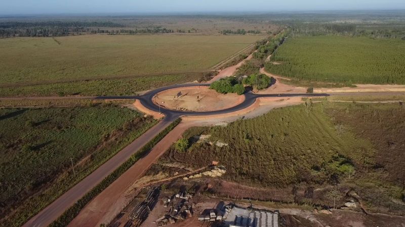 Rotatória liga três rodovias estaduais