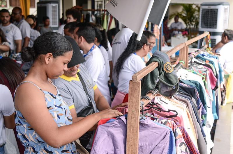 A programação também contou com um grande bazar gratuito