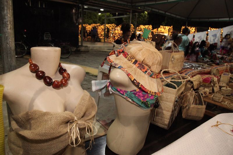 Feira afro-empreendedora expôs materiais produzidos durante os cursos 