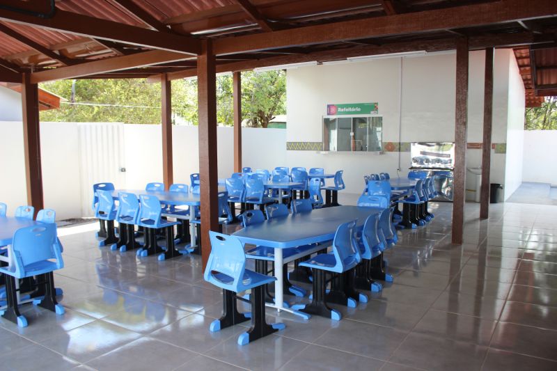 Entrega do novo prédio marca a 18ª unidade educacional reformada pela gestão estadual
