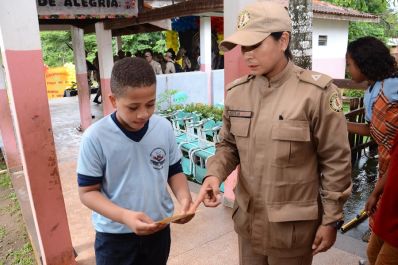 notícia: Governo do Amapá realiza campanha educativa em escolas de Macapá e Santana para prevenção de incêndios florestais