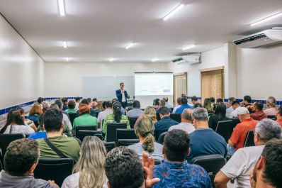 notícia: Governo do Estado e Ministério da Integração promovem capacitação para fortalecer Rota do Pescado, no Amapá