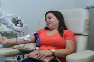 notícia: 'Gratidão a Deus pela oportunidade de ajudar o próximo', conta voluntária sobre doação ao Hemoap no início de ano