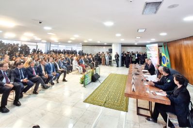 notícia: Governador Clécio Luís participa de evento do Governo Federal que destina recursos para combate aos crimes ambientais na Amazônia Legal