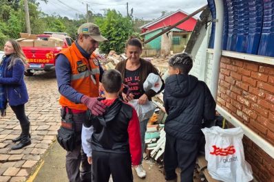 notícia: Após um mês, Governo do Amapá segue prestando ajuda humanitária ao Rio Grande Sul