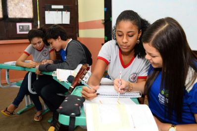 notícia: Prazo para pedir isenção da taxa de inscrição do Enem 2024 encerra na sexta-feira, 26