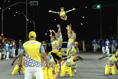 notícia: Carnaval 2024: Embaixada de Samba, Império da Zona Norte, Emissários e Solidariedade abrem os ensaios técnicos no Sambódromo, em Macapá