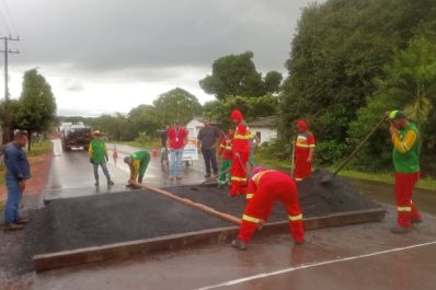 notícia: Governo do Amapá instala faixas elevadas de pedestre para comunidades às margens da Rodovia AP-070