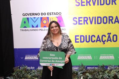 notícia: ‘Quero contribuir com a educação do meu estado', celebra nova servidora da Educação