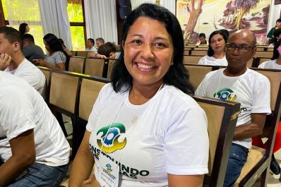 notícia: Reconstruindo Esperanças: 'É uma oportunidade para entrar no mercado de trabalho', conta aluna de projeto do Governo do Amapá