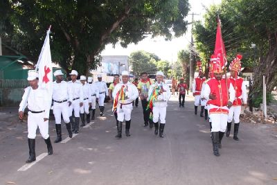 notícia: Com incentivo do Governo do Estado a peregrinação das imagens de São  Tiago e São Jorge inicia em Macapá