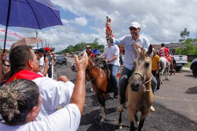 notícia: Governador Clécio Luís celebra São Sebastião durante festejo centenário, em Itaubal