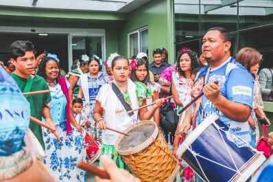 notícia: Governo do Amapá participa de homenagem ao Dia Estadual do Marabaixo na Assembleia Legislativa