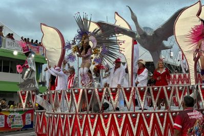 notícia: Carnaval 2025: Boêmios do Laguinho apresenta 'Elogio da Loucura' com reflexões filosóficas da época do Renascimento 