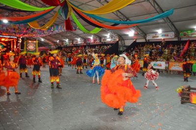 notícia: Arraiá do Povo 2024: última noite do 5º Festival ‘Sandro Rogério’ reúne 9 quadrilhas tradicionais para a competição