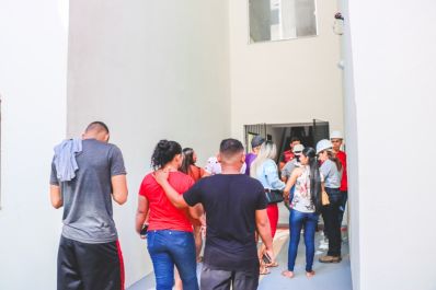 notícia: Governo do Amapá inicia etapa de vistoria das famílias nos apartamentos do Residencial Vila dos Oliveiras, em Macapá