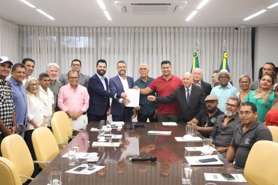 notícia: Governo do Amapá anuncia revisão do Plano de Mineração e mapeamento do potencial mineral em parceria com o Serviço Geológico do Brasil