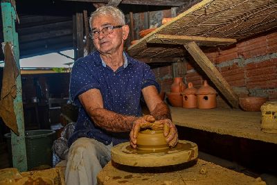 notícia: ‘Estamos prontos para participar da tradição’, diz artesão que irá empreender na Festa de São Tiago