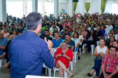 notícia: ‘Momento de valorização e renovação do espírito público para avançar ainda mais’, destaca governador Clécio Luís no 1º Encontro Estadual dos Servido