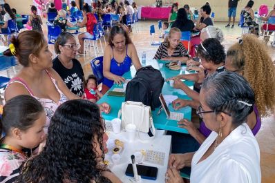 notícia: Governo do Amapá realiza programação 'Amor de Mãe' no Residencial Jardim Açucena, em Macapá