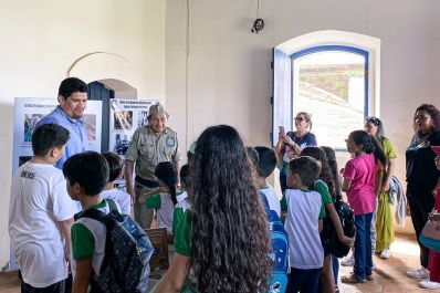 notícia: Exposições da 22ª Semana Nacional de Museus no Amapá levam conhecimentos de história e ciência para alunos da rede pública