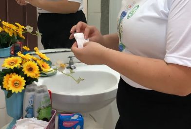 notícia: Governo do Amapá disponibiliza kits de higiene em escolas estaduais para promover a dignidade menstrual