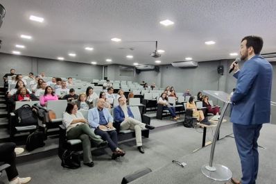 notícia: Governo do Estado debate com especialistas sobre o trabalho infantil e suas consequências no Amapá