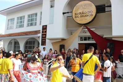 notícia: Governo do Amapá celebra os 78 anos da Escola Estadual Barão do Rio Branco, em Macapá 