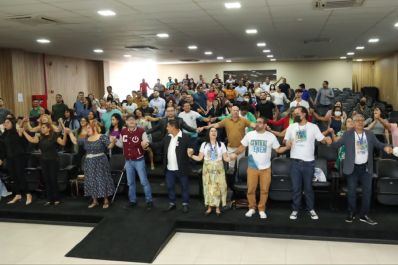 notícia: Novos servidores da Educação participam de encontro estratégico promovido pelo Governo do Amapá