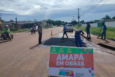 notícia: Governo do Amapá inicia nova frente de serviços de recuperação asfáltica, em Oiapoque