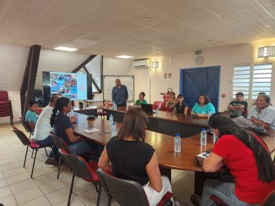 notícia: Indígenas amapaenses e guianenses dividem experiencias em reunião sobre a cultura, na Guiana Francesa