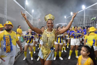 notícia: ‘Na Levada do Samba’: Governo do Amapá traz mais 3 escolas para o carnaval fora de época às margens do rio Amazonas