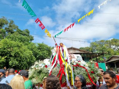 notícia: São Tiago e São Jorge: conheça peculiaridades das imagens da festividade que atravessou o Atlântico