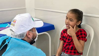 notícia: Moradores do habitacional São José recebem atendimentos odontológicos do 'Mais Sorriso' do Governo do Amapá