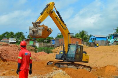 notícia: Amapá em obra: Governo do Estado inicia a implantação de galerias e demarcações no Complexo do Aturiá