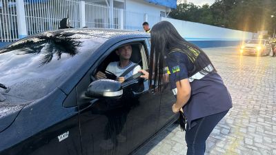 notícia: Governo do Amapá aborda 306 motoristas sobre segurança no trânsito durante o 23º Festival Carnaguari