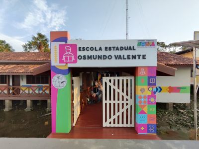 notícia: Governo do Amapá entrega nova estrutura da Escola Estadual Osmundo Valente para comunidades ribeirinhas, em Mazagão