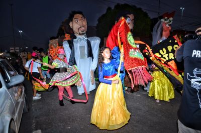 notícia: Cortejo artístico celebra alegria dos segmentos culturais amapaenses na abertura da 53ª Expofeira do Amapá