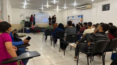 notícia: Novo Amapá Jovem: estudantes se qualificam para o mercado em curso na área de tecnologia