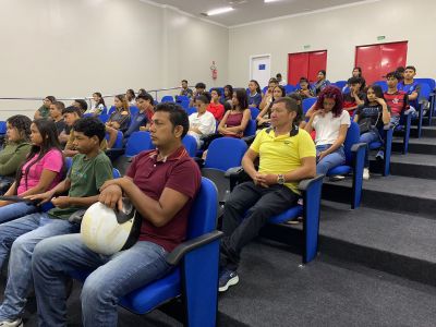 notícia: Novo Amapá Jovem: participantes se qualificam para o mercado em curso na área de sustentabilidade, empreendedorismo e gestão residual