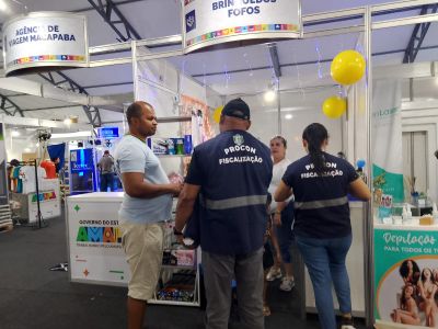 notícia: Mais de 300 empreendedores receberam orientações sobre direito do consumidor durante a 53ª Expofeira do Amapá